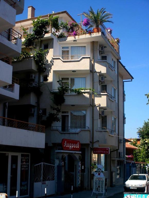 Family Hotel Andreev Nesebar Luaran gambar